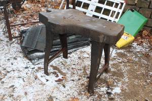lot 426 image: 37x18x29 Metal Shop Table (heavy)