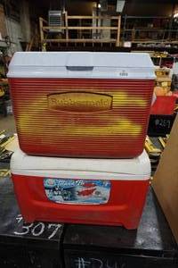 lot 97 image: Coolers - Rubbermaid, Igloo