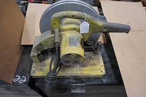 lot 105 image: Skil Saw 14 Chop Saw - 15 Amp
