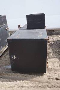 lot 135 image: Industrial Tool Box for Flat Bed Truck