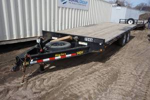 lot 5 image: 2019 Big Tex 20 Foot Flatbed Trailer - 14,000 Lb Capacity