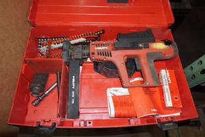 lot 86 image: Hilti DX-750-I Powder Actuated Fastener with MX-75 Magazine