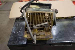 lot 33 image: Enerpac Hushh-Pup Electric Hydraulic Pump - 13 HP