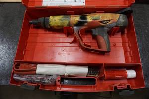 lot 42 image: Hilti DX-460 Powder Actuated Fastener