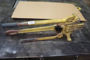 lot 59 image: Bohn-Combi Aero Strapmaster Multi Tool - CutsBendsTwistsPunches