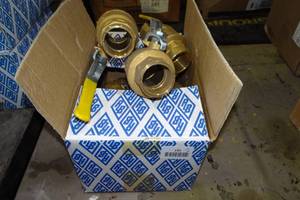 lot 192 image: 9 1-12 Valves