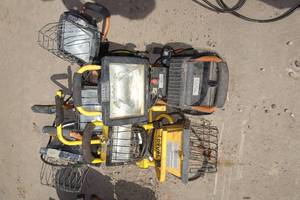 lot 167 image: Assorted Work Lights