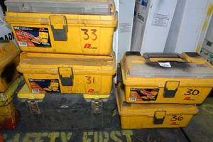 lot 60 image: 5 Plastic Tool Boxes