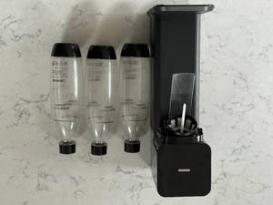 Sodastream Sparking Water Maker with 3 Bottles