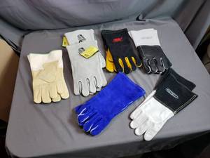 7 Pairs of Welding Gloves