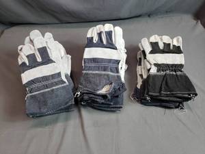 14 Pairs of Work Gloves