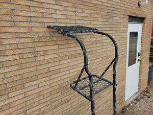 Ladder Stand