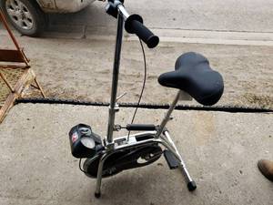 Healthmaster 150 Stationary Bike