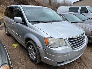 2010 Chrysler Town & Country