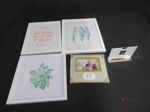 PICTURE FRAMES