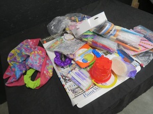 CHILDRENS CRAFT LOT