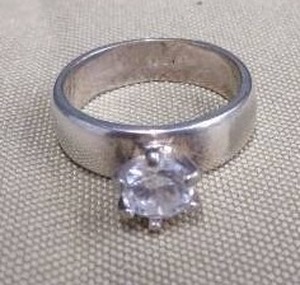 ESTATE RINGS