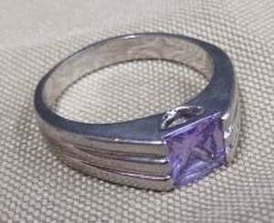 ESTATE RINGS