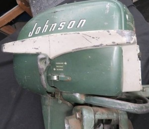 VINTAGE JOHNSON SEA HORSE 5 12 HP MOTOR