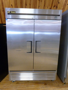 True Double Door Cooler