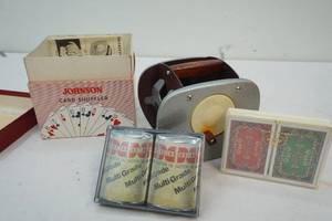 card shuffler