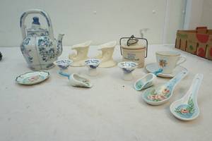 small crock with wire lid