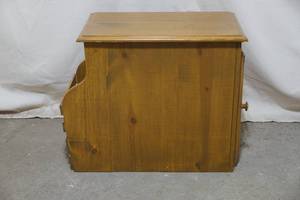 end tablemagazine rack