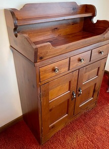 Charming Cabinet