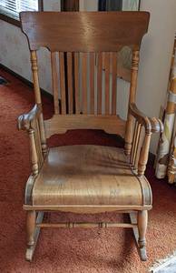Beautiful Vintage Oak Rocking Chair