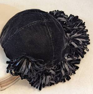 Three Vintage Womens Hats