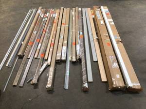 Pallet Of Mixed Stair Nose Molding (various sizes, conditions, models) please review all pictures
