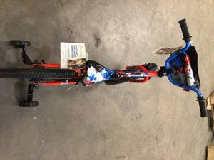 Schwinn Firehawk 18 Kids Sidewalk Bike - Red Good Condition review all pictures