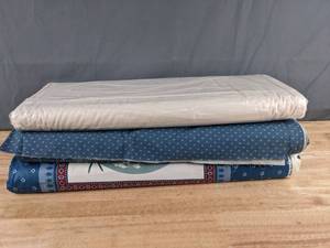 lot 459 image: Assorted Bolts of Country Blue and Loon-Themed Fabric - Z