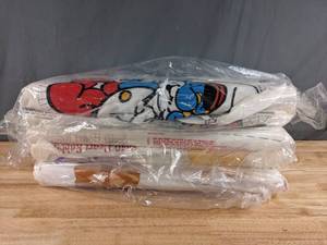 lot 465 image: Assorted Bolts of Cartoon Animal Fabric - Z