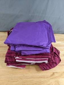 lot 321 image: Stack of Solid Purple and Pink Patterned Fabric - Z
