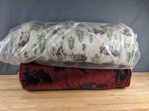 lot 271 image: Collection of Moose and Bear Themed Bolts of Fleece - Z
