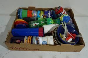 lot 75 image: Assorted Cups and Bowls