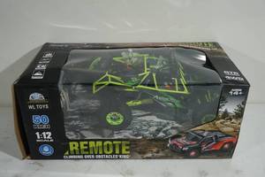 lot 13 image: CIS Remote Control Rock Crawler - 112 Scale