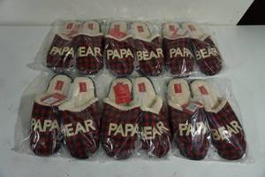 lot 84 image: NEW Papa Bear Slippers - Size Medium