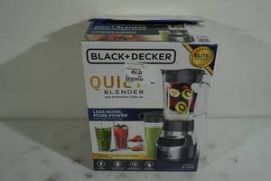 lot 64 image: NEW Black and Decker PowerCrush Elite Series Digital Blender