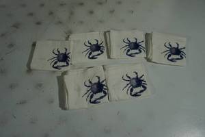 lot 96 image: NEW Blue Crab Printed Kitchen Towels