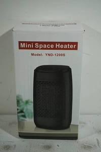 lot 195 image: NEW Mini Space Heater