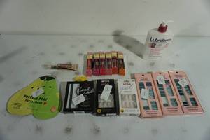 lot 249 image: Assorted Beauty Products - Lotion, Nails, Tint
