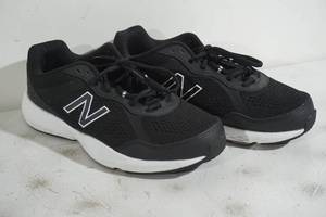 lot 174 image: New Balance 517 Shoes - Mens 8.5 4E