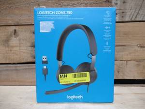 Logitech - Zone 750 Wired Noise Canceling Over-Ear Headset - Black