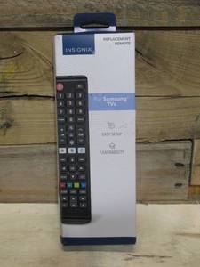 Insignia - Replacement Remote for Samsung TVs - Black