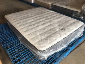 lot 1 image: Brand New Sealy Posturepedic Premium Ultra Firm Queen Mattress