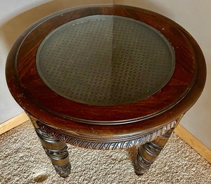 lot 119 image: Round Wooden Glass Top Accent Table