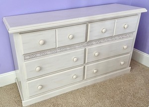 lot 98 image: Delightful White Dresser
