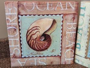 lot 146 image: Seashell Decor